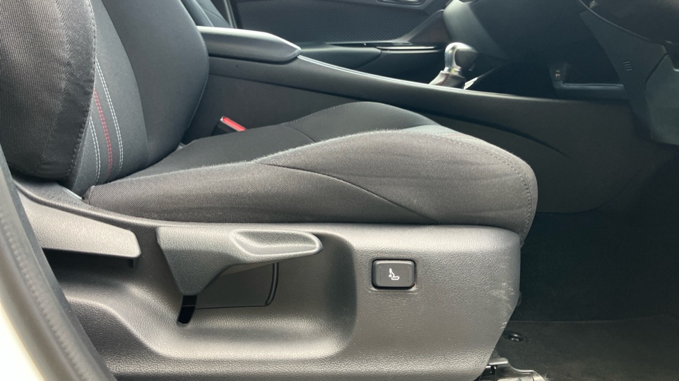 Toyota C-HR 1.8 Hybrid GR Sport 5dr CVT Hybrid Hatchback - Image 30