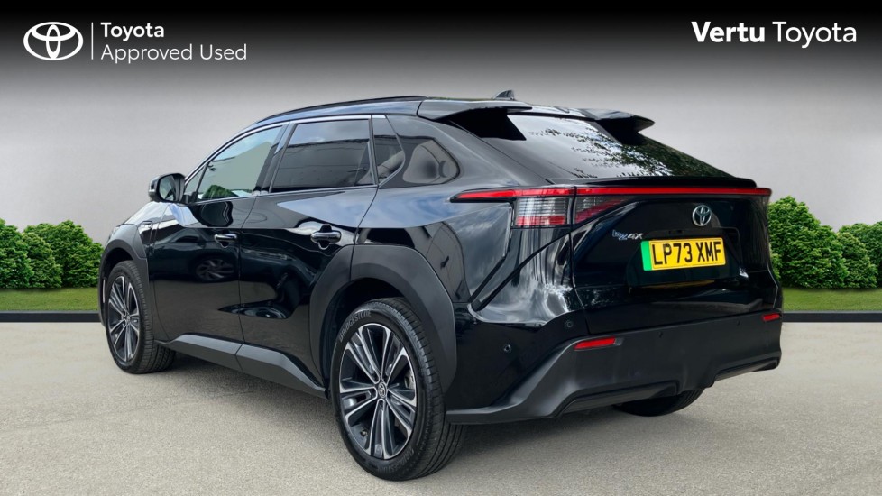 Toyota bZ4X 150kW Vision 71.4kWh 5dr Auto Electric Hatchback - Image 4