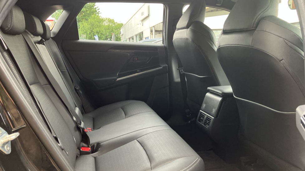 Toyota bZ4X 150kW Vision 71.4kWh 5dr Auto Electric Hatchback - Image 8