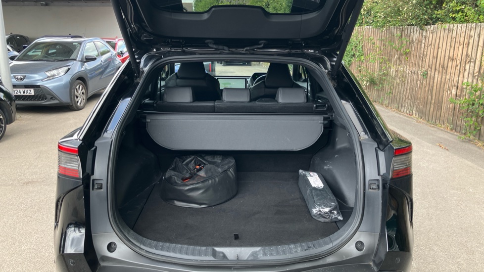 Toyota bZ4X 150kW Vision 71.4kWh 5dr Auto Electric Hatchback - Image 13