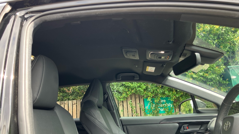 Toyota bZ4X 150kW Vision 71.4kWh 5dr Auto Electric Hatchback - Image 19