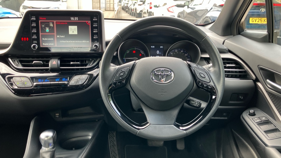Toyota C-HR 1.8 Hybrid Icon 5dr CVT Hybrid Hatchback - Image 10