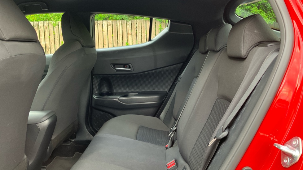 Toyota C-HR 1.8 Hybrid Icon 5dr CVT Hybrid Hatchback - Image 15