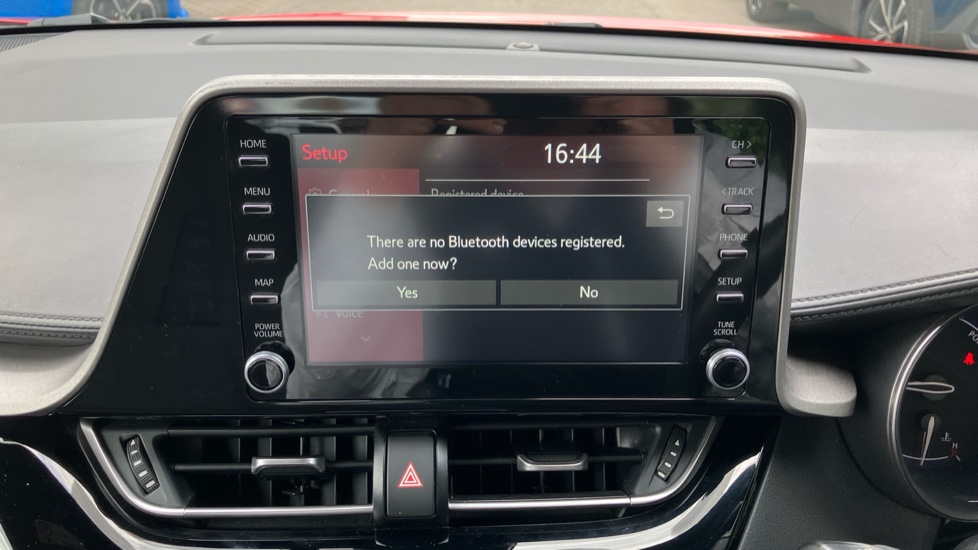 Toyota C-HR 1.8 Hybrid Icon 5dr CVT Hybrid Hatchback - Image 38