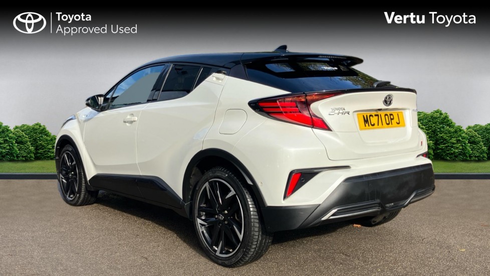 Toyota C-HR 1.8 Hybrid GR Sport 5dr CVT Hybrid Hatchback - Image 4
