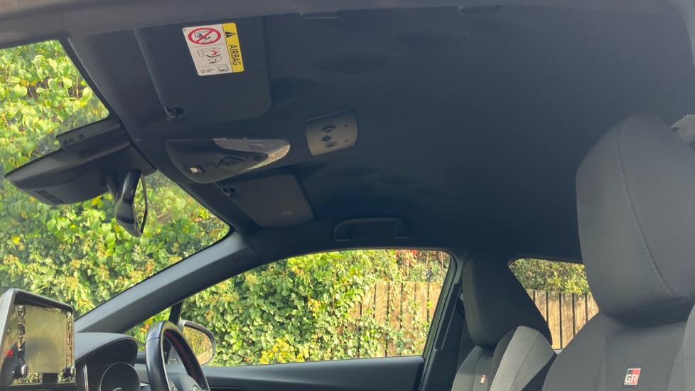 Toyota C-HR 1.8 Hybrid GR Sport 5dr CVT Hybrid Hatchback - Image 19