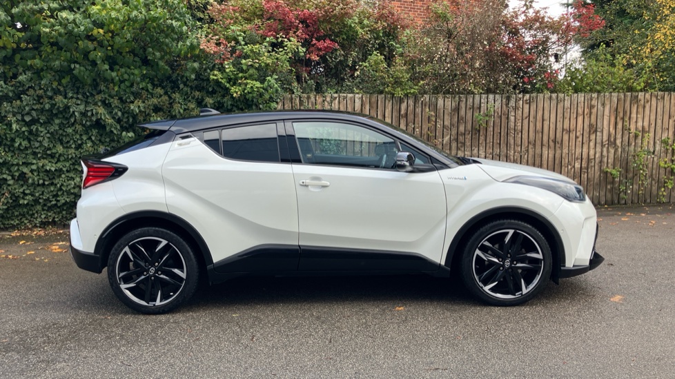 Toyota C-HR 1.8 Hybrid GR Sport 5dr CVT Hybrid Hatchback - Image 23