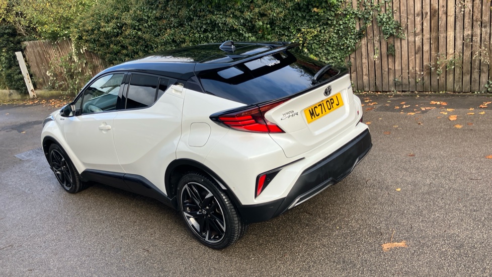 Toyota C-HR 1.8 Hybrid GR Sport 5dr CVT Hybrid Hatchback - Image 33