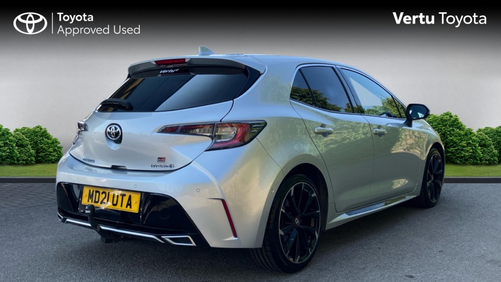Toyota Corolla 1.8 VVT-i Hybrid GR Sport 5dr CVT Hybrid Hatchback - Image 2