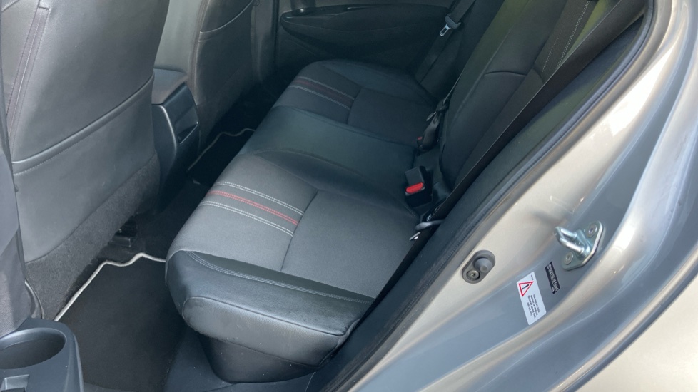 Toyota Corolla 1.8 VVT-i Hybrid GR Sport 5dr CVT Hybrid Hatchback - Image 14
