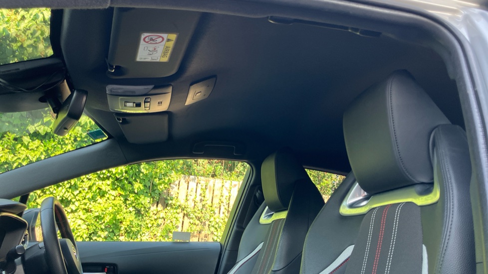 Toyota Corolla 1.8 VVT-i Hybrid GR Sport 5dr CVT Hybrid Hatchback - Image 19