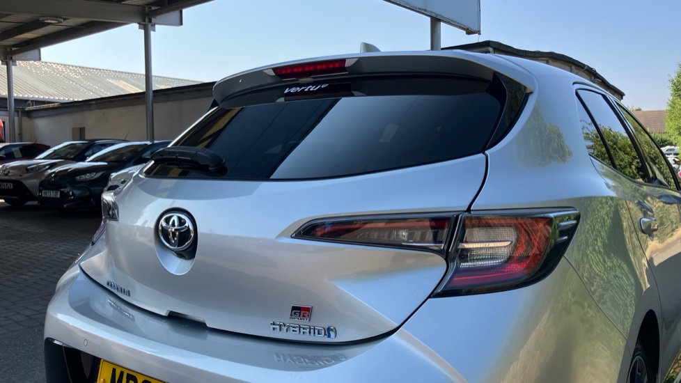 Toyota Corolla 1.8 VVT-i Hybrid GR Sport 5dr CVT Hybrid Hatchback - Image 21