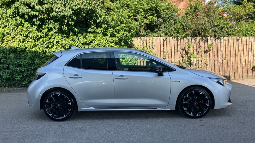 Toyota Corolla 1.8 VVT-i Hybrid GR Sport 5dr CVT Hybrid Hatchback - Image 23