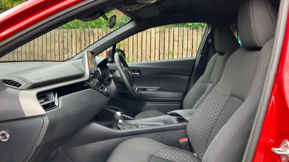 Toyota C-HR 1.8 Hybrid Icon 5dr CVT Hybrid Hatchback - Image 5