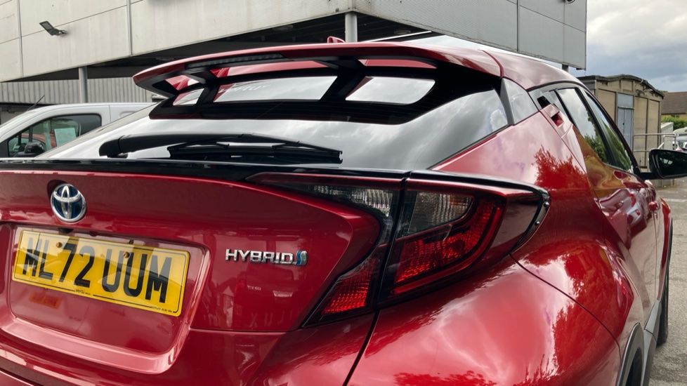 Toyota C-HR 1.8 Hybrid Icon 5dr CVT Hybrid Hatchback - Image 21