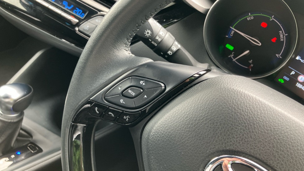 Toyota C-HR 1.8 Hybrid Icon 5dr CVT Hybrid Hatchback - Image 32