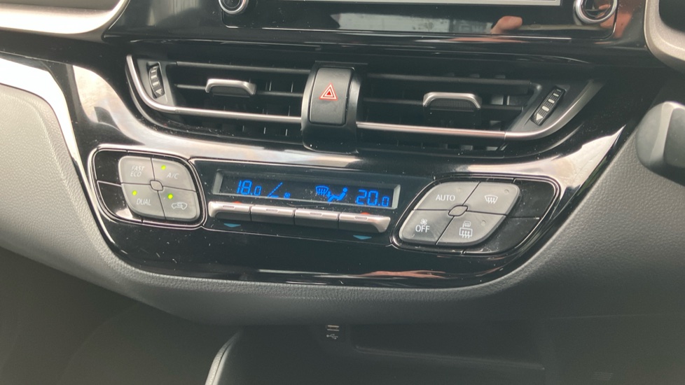 Toyota C-HR 1.8 Hybrid Icon 5dr CVT Hybrid Hatchback - Image 34