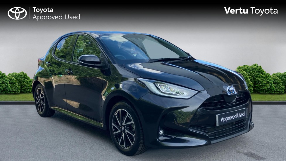Toyota Yaris 1.5 Hybrid Design 5dr CVT Hybrid Hatchback - Image 1