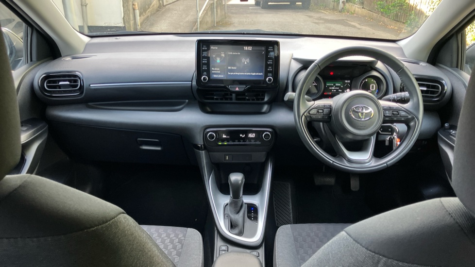 Toyota Yaris 1.5 Hybrid Design 5dr CVT Hybrid Hatchback - Image 6