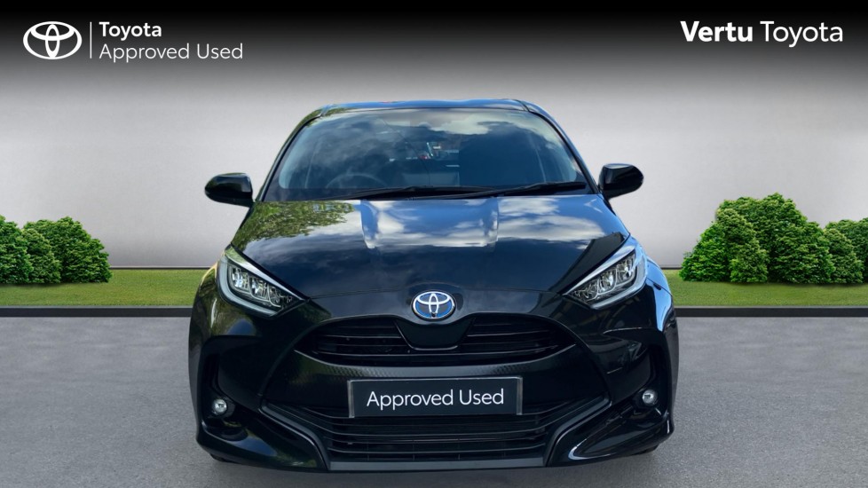 Toyota Yaris 1.5 Hybrid Design 5dr CVT Hybrid Hatchback - Image 22