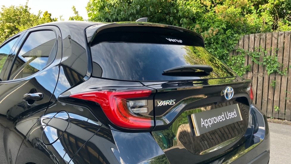 Toyota Yaris 1.5 Hybrid Design 5dr CVT Hybrid Hatchback - Image 36