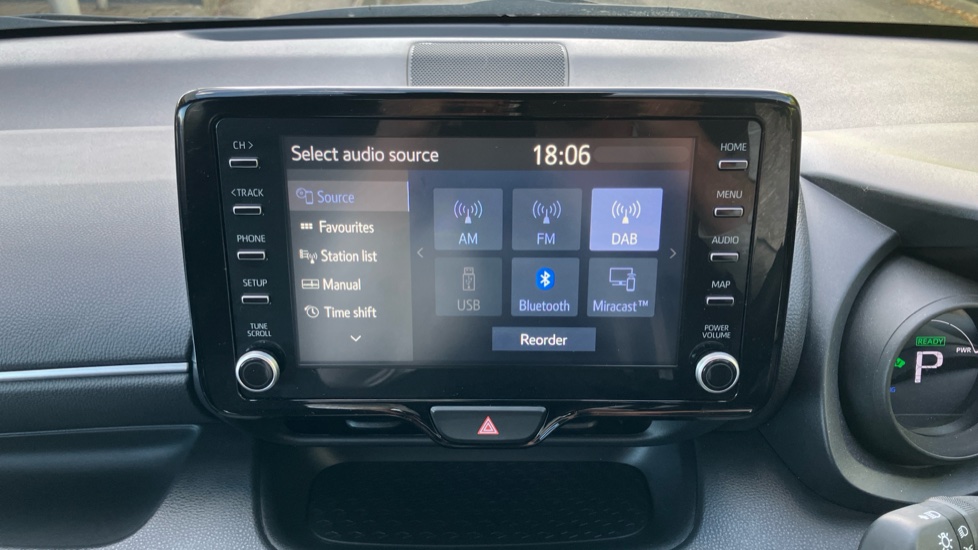 Toyota Yaris 1.5 Hybrid Design 5dr CVT Hybrid Hatchback - Image 44