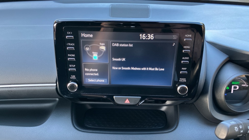Toyota Yaris 1.5 Hybrid Design 5dr CVT Hybrid Hatchback - Image 9