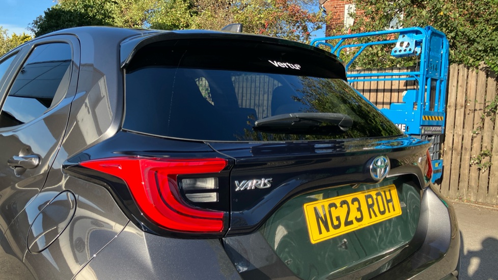 Toyota Yaris 1.5 Hybrid Design 5dr CVT Hybrid Hatchback - Image 21