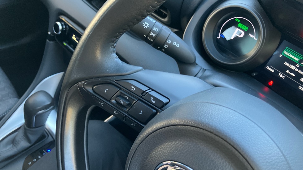 Toyota Yaris 1.5 Hybrid Design 5dr CVT Hybrid Hatchback - Image 32