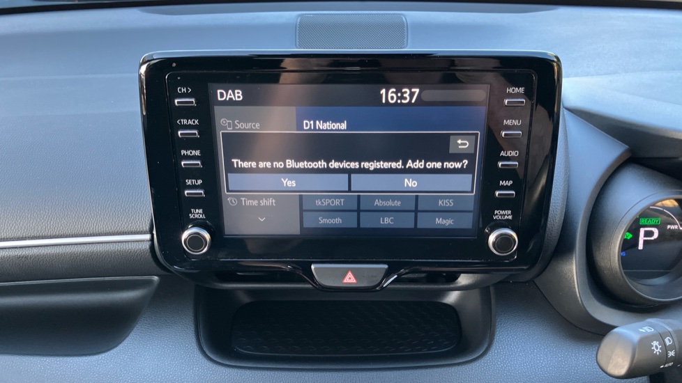 Toyota Yaris 1.5 Hybrid Design 5dr CVT Hybrid Hatchback - Image 37