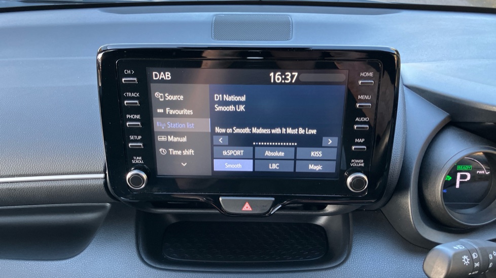 Toyota Yaris 1.5 Hybrid Design 5dr CVT Hybrid Hatchback - Image 40