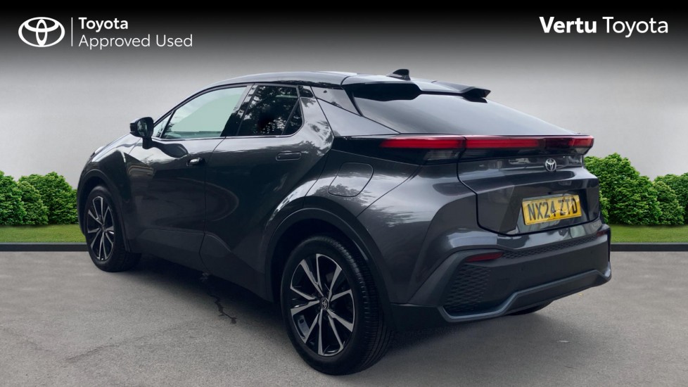 Toyota C-HR 1.8 Hybrid Design 5dr CVT Hybrid Hatchback - Image 4