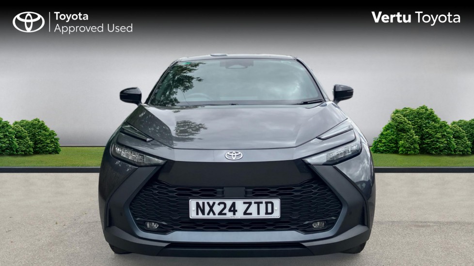 Toyota C-HR 1.8 Hybrid Design 5dr CVT Hybrid Hatchback - Image 22