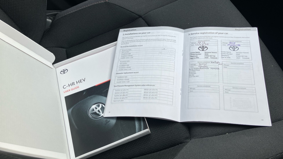 Toyota C-HR 1.8 Hybrid Design 5dr CVT Hybrid Hatchback - Image 27