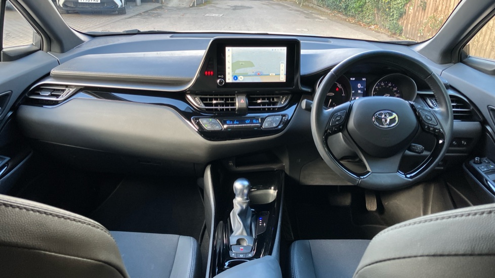 Toyota C-HR 2.0 Hybrid Design 5dr CVT Hybrid Hatchback - Image 6