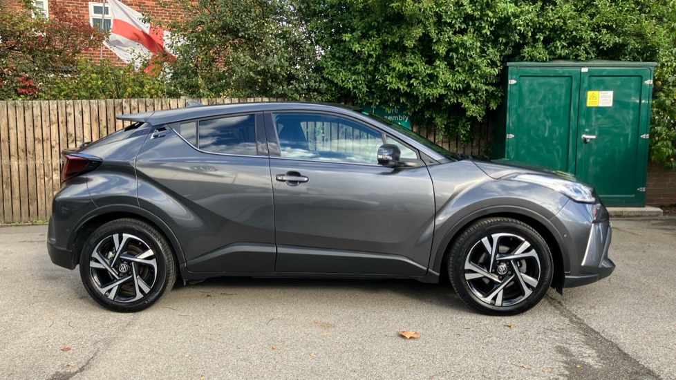 Toyota C-HR 2.0 Hybrid Design 5dr CVT Hybrid Hatchback - Image 23