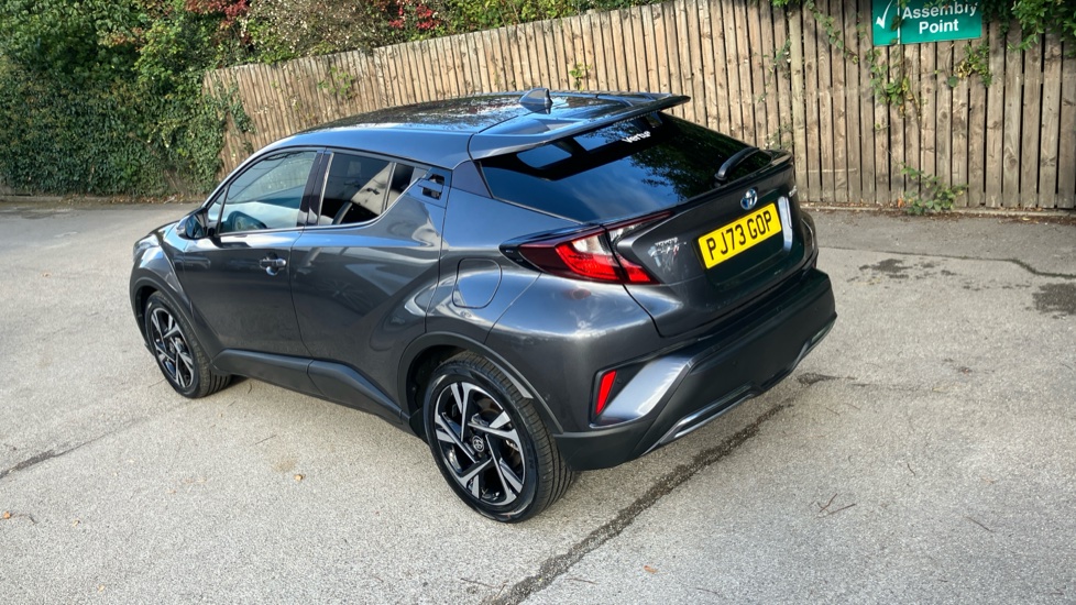 Toyota C-HR 2.0 Hybrid Design 5dr CVT Hybrid Hatchback - Image 33
