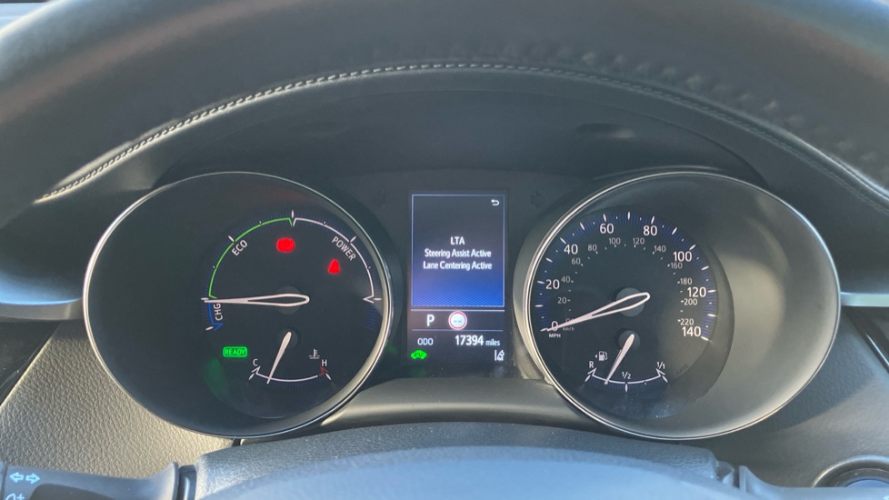 Toyota C-HR 2.0 Hybrid Design 5dr CVT Hybrid Hatchback - Image 44