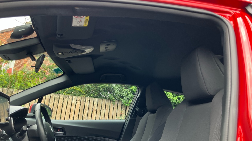 Toyota C-HR 1.8 Hybrid Icon 5dr CVT Hybrid Hatchback - Image 19