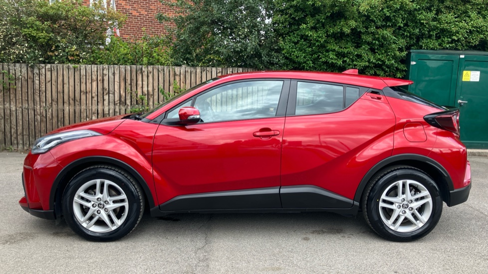 Toyota C-HR 1.8 Hybrid Icon 5dr CVT Hybrid Hatchback - Image 24