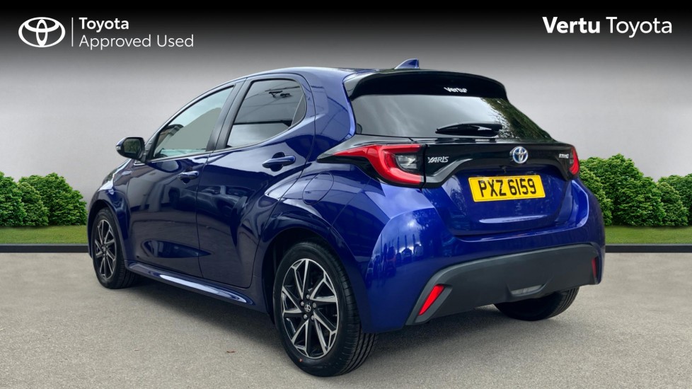 Toyota Yaris 1.5 Hybrid Design 5dr CVT Hybrid Hatchback - Image 4