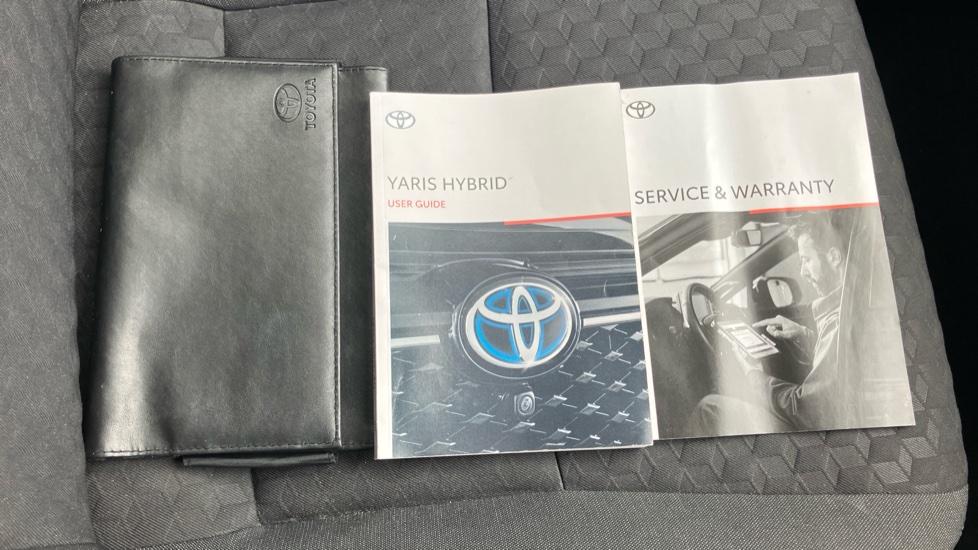Toyota Yaris 1.5 Hybrid Design 5dr CVT Hybrid Hatchback - Image 27