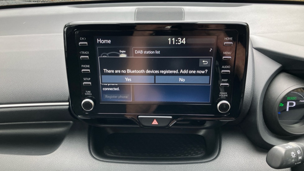 Toyota Yaris 1.5 Hybrid Design 5dr CVT Hybrid Hatchback - Image 37