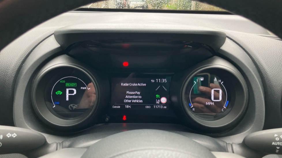 Toyota Yaris 1.5 Hybrid Design 5dr CVT Hybrid Hatchback - Image 42
