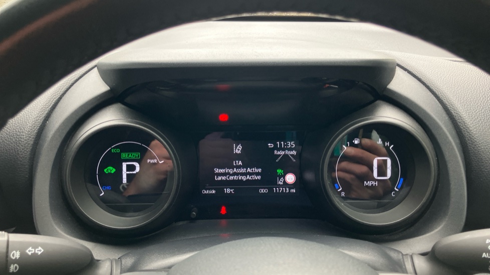 Toyota Yaris 1.5 Hybrid Design 5dr CVT Hybrid Hatchback - Image 43