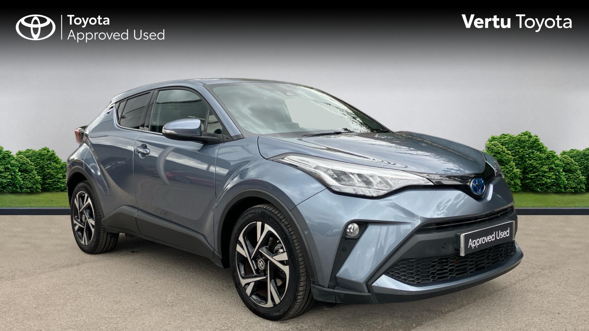 Toyota C-HR listing photo