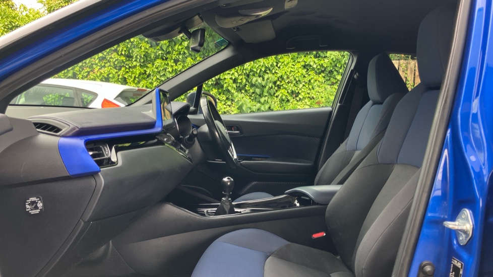 Toyota C-HR 1.2T Dynamic 5dr Petrol Hatchback - Image 5