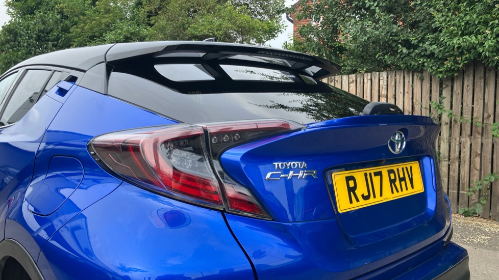 Toyota C-HR 1.2T Dynamic 5dr Petrol Hatchback - Image 21
