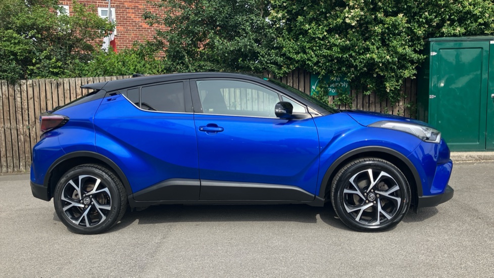 Toyota C-HR 1.2T Dynamic 5dr Petrol Hatchback - Image 23