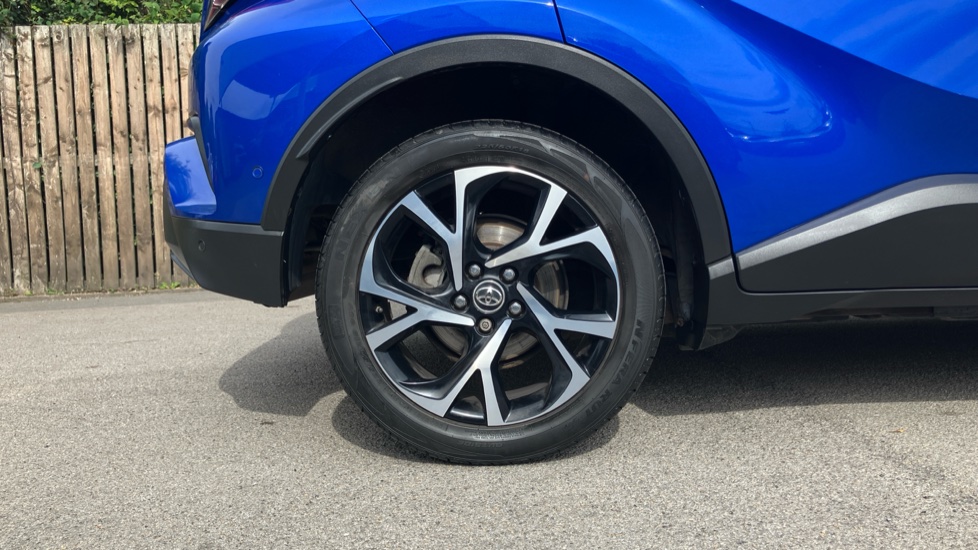 Toyota C-HR 1.2T Dynamic 5dr Petrol Hatchback - Image 25